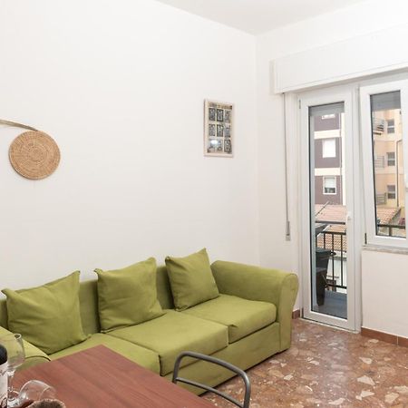Domo Angioy Lägenhet Porto Torres Exteriör bild
